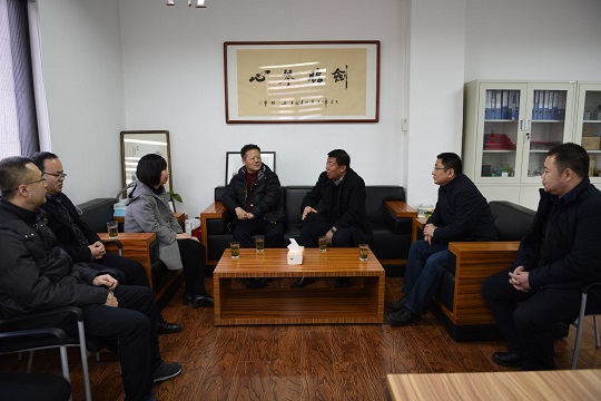 王怡.jpg